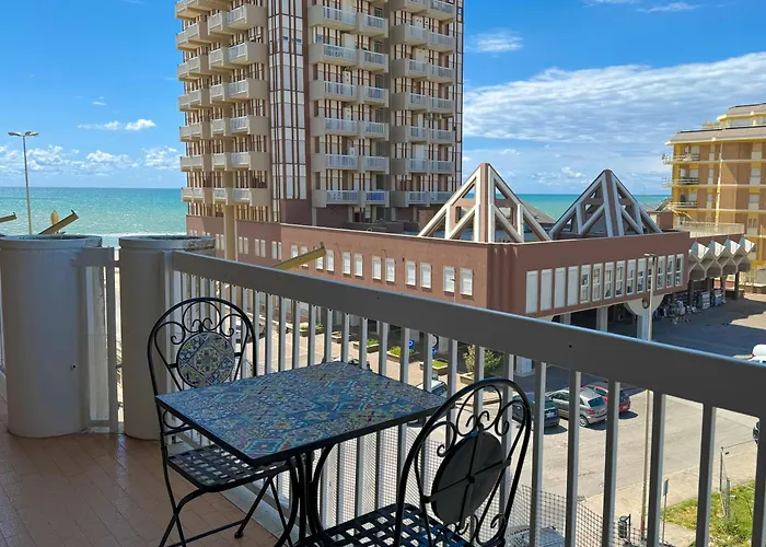 Ninfea Seaview Apartment - Elegant, Bright And Spacious, Steps From The Sea & Station
