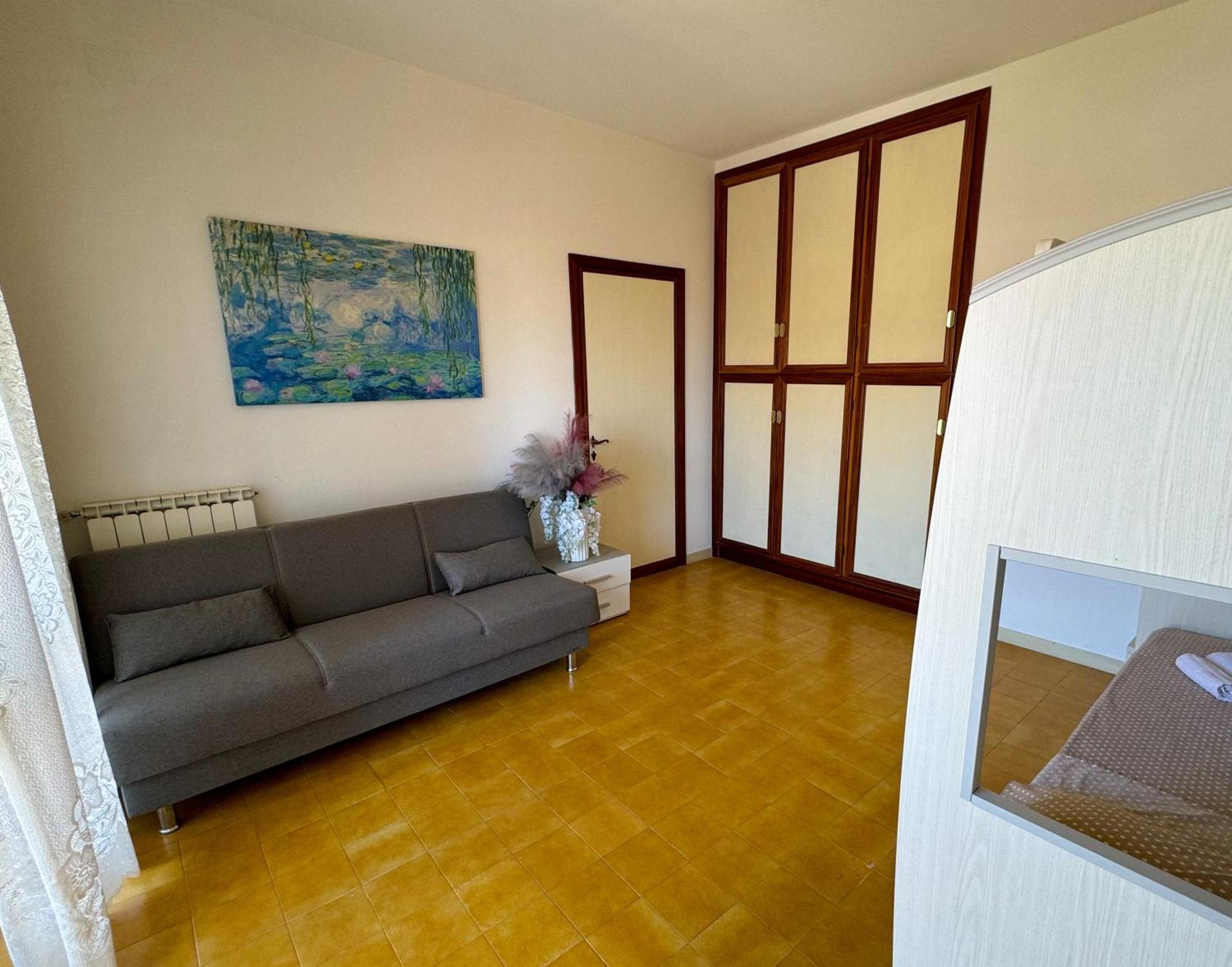 Ninfea Seaview - Elegant, Bright And Spacious, Steps From The Sea & Station Apartment
