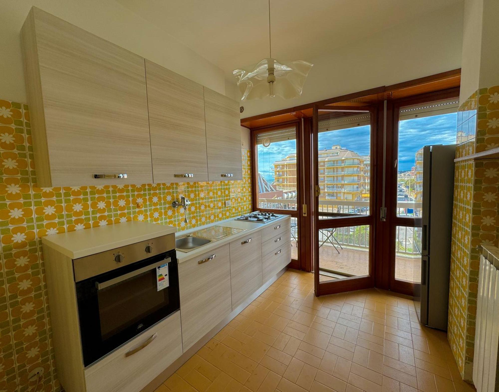 Ninfea Seaview - Elegant, Bright And Spacious, Steps From The Sea & Station Apartment Nettuno